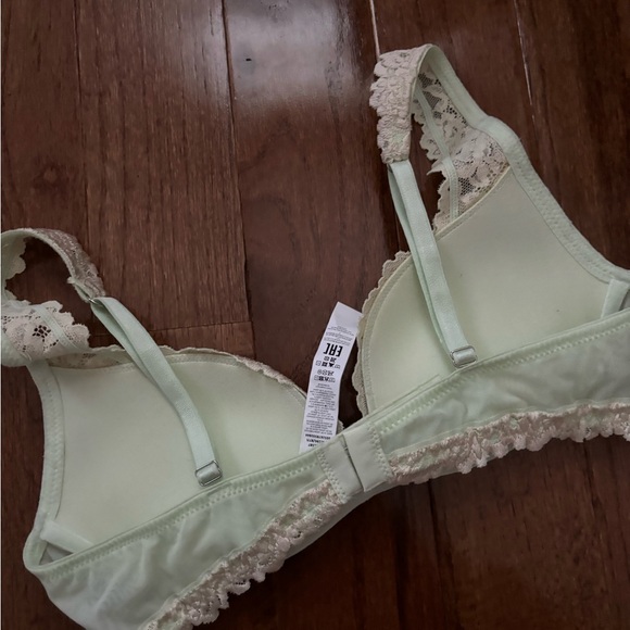 Intimissimi 34B pastel green padded lace bra - Picture 4 of 5